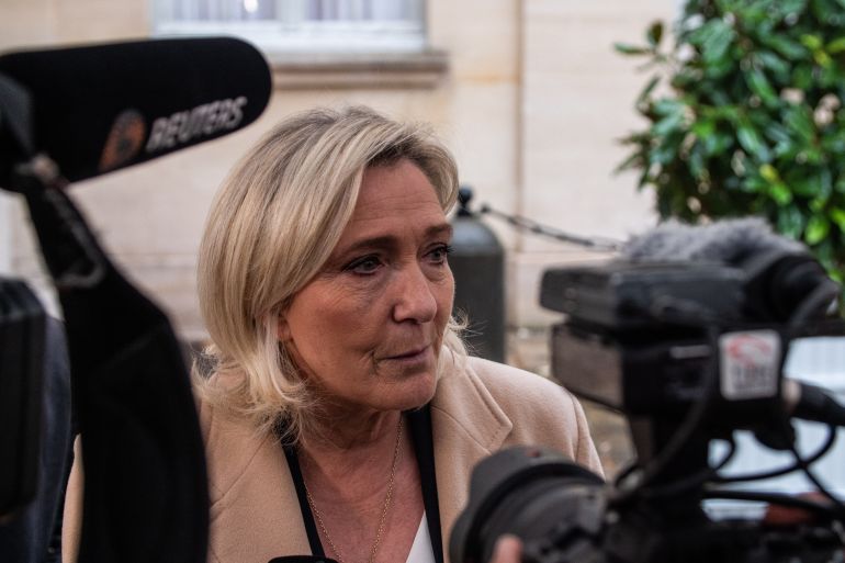 法国的政治危机会帮助马琳•勒庞（Marine Le Pen）领导的极右翼政党RN吗？