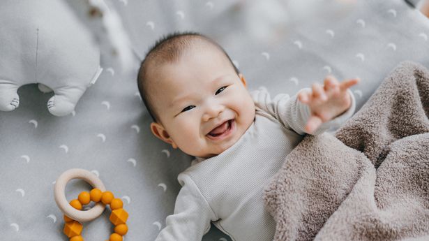 “我嘲笑我表妹的蠢名字——这基本上是虐待儿童。”